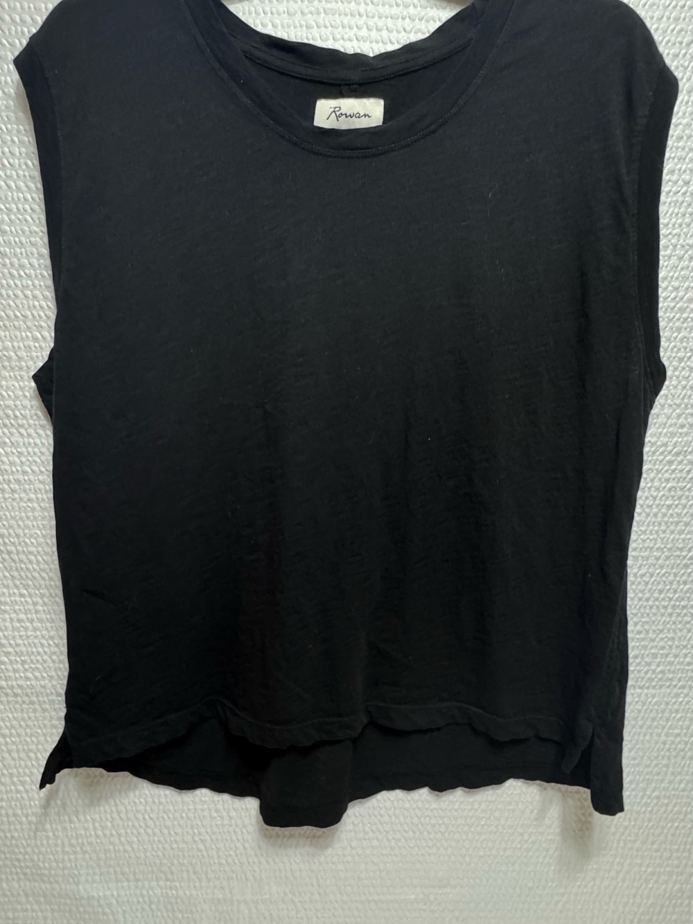 Rowan Black Crewneck Muscle Tank large